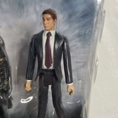 Mattel The Dark Knight Battle Armor Batman & Bruce Wayne 4″ 2-Figure Set