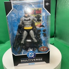 McFarlane DC Multiverse Batman (Golden Age) Platinum Edition Chase – New In Box!