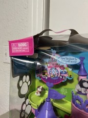 2008 Puppy In My Pocket & Friends Horse Playset! – 23 Pieces! NEW- DAMAGED BOX