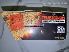 Transformers War for Cybertron Kingdom Autobot Pipes and Autobot Slammer