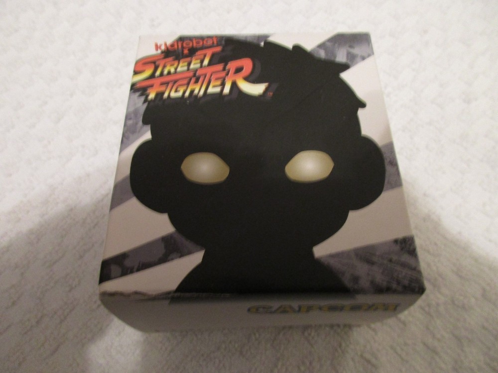 Kidrobot Street Fighter NYCC 2013 Exclusive New York Comic Con Gold Ryu Figure