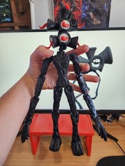 HUGE Dark Siren Head – Articulated and Glow in the Dark