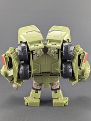 Transformers Animated Bulkhead complete Hasbro Voyager Class TRU 2009