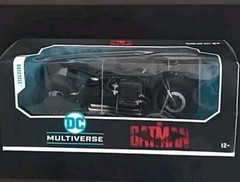 McFarlane The Batman DC Multiverse Batcycle and Batman Unmasked Figure NIB 2022