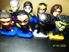 mcdonalds happy meal toys Marvin avengers . 8 pcs lot . 2020-2019 clean