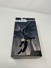 McFarlane DC Multiverse Batgirl Cassandra Cain Gold Label 7″ Figure Sealed