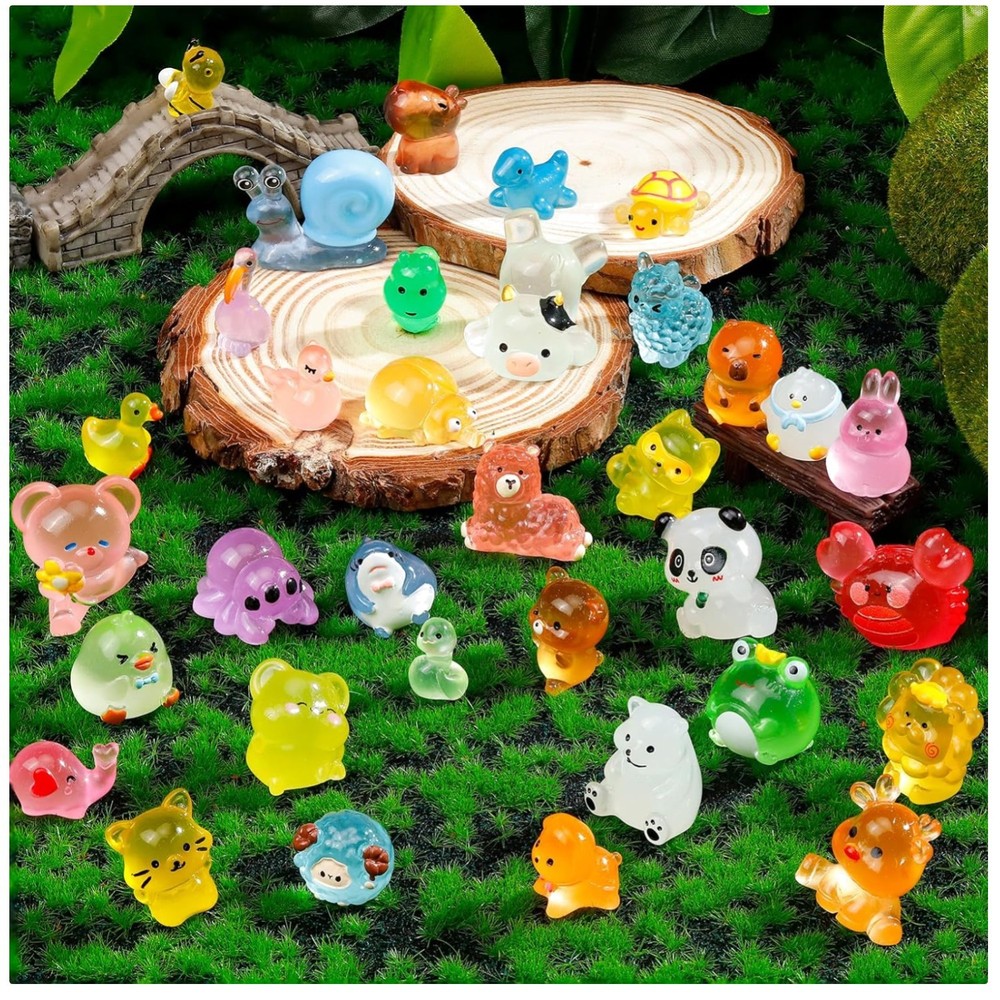 Tiny Glow Dark Animals – Collectible Miniature Figurines