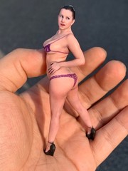 Painted 1/16 1/18 1/12 Cheerleader Statue Dispaly For Cars Vehicles Toys