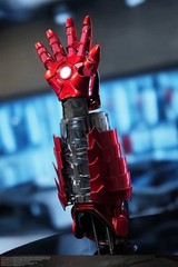 1/1 Iron Man MK5 Right Arm Glove Wearable Voice Control Touch Remote Control US