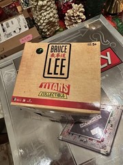 BRUCE LEE (2006) TITANS COLLECTABLE 5’ Action Figure ENTER THE DRAGON-ONE OWNER