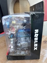 ROBLOX Celebrity SERIES 8 Figure Roblox Jailbreak The Celestial ( NIP )