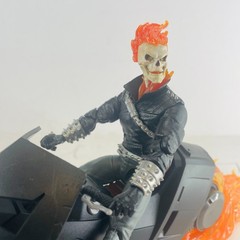 Hasbro Marvel Legends Series Ghost Rider w/Motorcycle Action Figure – Open Box