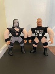 The Undertaker & Stone Cold Bone Crushing Buddies Plush 17″ WWF/WWE 1998 Jakks