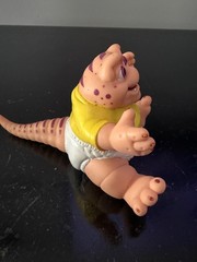 Vintage DISNEY 1991 Dinosaurs 3″ Baby Sinclair Figure Waist Twist