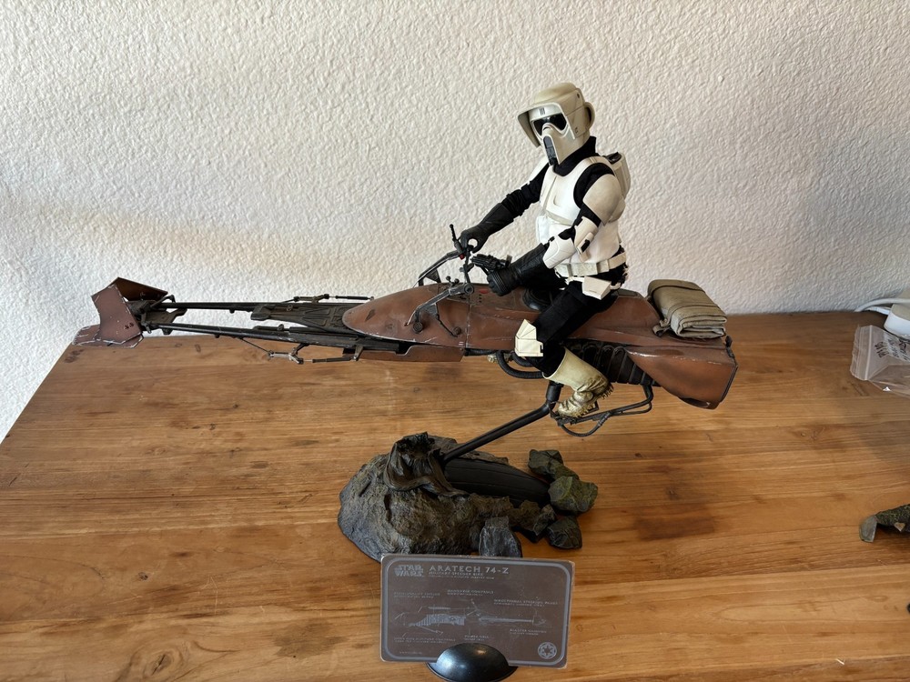Star Wars Sideshow Collectibles 1/6 EXCLUSIVE Scout Trooper w/ Speeder Bike