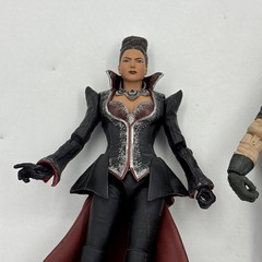 Once Upon a Time Evil Queen Robin Hood Figure Emma Swan Icon Heroes ABC Studios