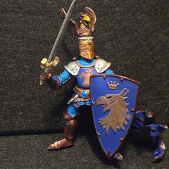 Papo Weapon Master Eagle Horse and Knight Action Figures 2007 w/Shield/Sword
