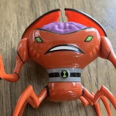 Bandai Ben 10 Brainstorm Action Figure W/ Purple Brain Alien Force 4in