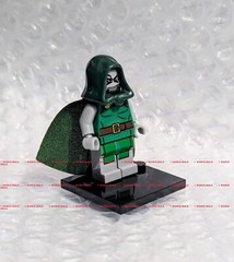 Doctor Doom Minifigure Victor Von Doom Mini Figure Marvel (Read Description)