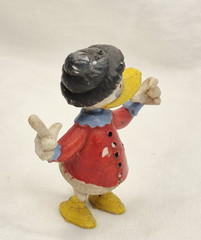 VTG Grandma Duck – Heimo Red Jacket PVC Plastic Figure 2″t – Walt Disney