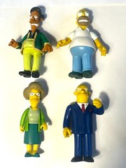 HUGE Lot of 11 WOS Simpsons Figures PLUS 50+ pieces Accessories extra figure