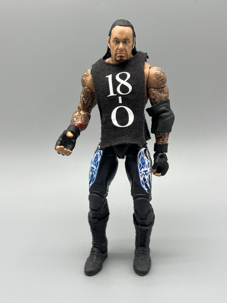 WWE Elite Collection WrestleMania XXVII Undertaker Toys R Us Exclusive *Rattles*