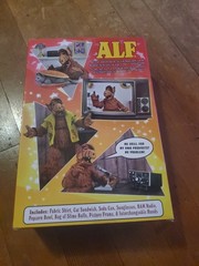 NECA ultimate ALF in tray without outer packaging NEW Sealed