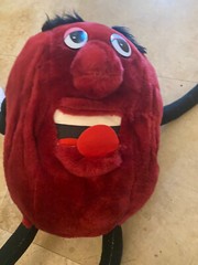 VINTAGE 1988 CALIFORNIA RAISIN DOLL ACE NOVELTY PLUSH 24″ STUFFED ANIMAL TOY XL