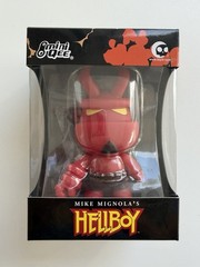 Dark Horse Deluxe Mike Mignola’s Hellboy Mini Qee 5″ Action Figure Mint In Box