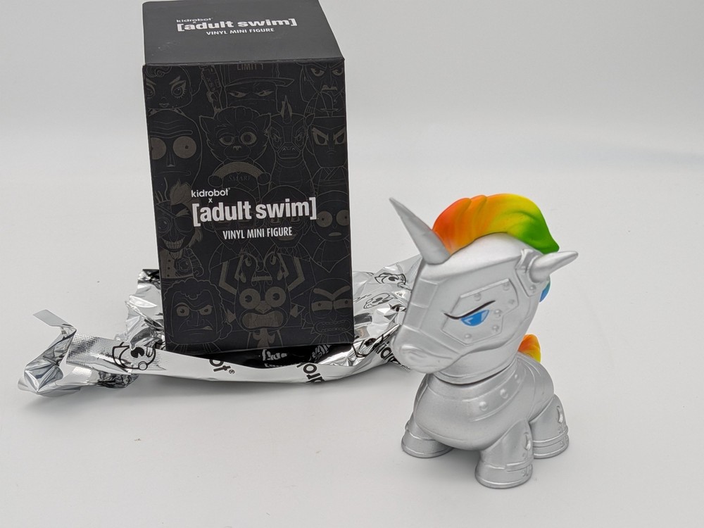 Kidrobot Adult Swim Series 2 Robot Unicorn Attack 3″ Mini Vinyl Figure Chase