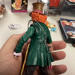 Alice in Wonderland Through the Looking Glass Alice & Madhatter Figures