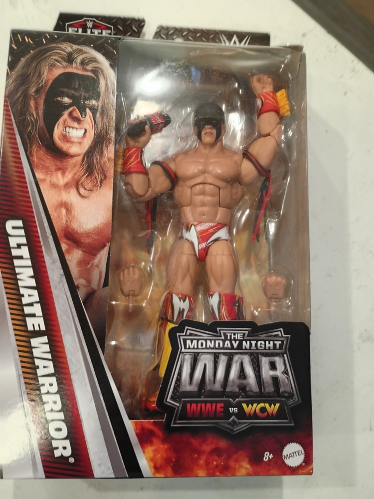 WWE Monday Night Wars Ultimate Warrior Series 12 Black Hat🔥 In Hand