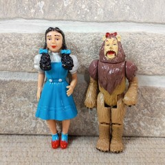 Vintage 1988 MGM Turner The Wizard of Oz Dorothy & Cowardly Lion Action Figures