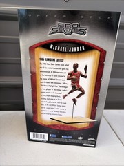 NBA-Upper Deck Pro Shots – Michael Jordan – Chicago Bulls – Figure & Card – 2008