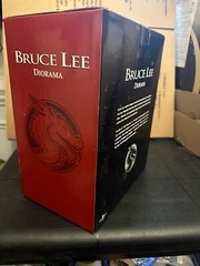 BRUCE LEE Premiere Edition Universal Studios Diorama BRAND NEW Only 4800 Made