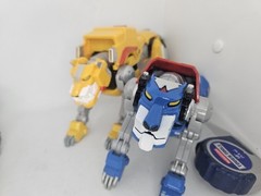 2017 Voltron Action Figure 4 Lion pieces robot Playmate DWA used Red Blue Green