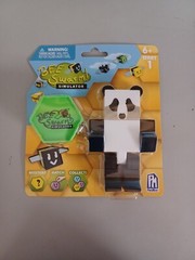 Roblox Bee Swarm Simulator Series 1: 5″ Panda Bear Action Figure NEW!!