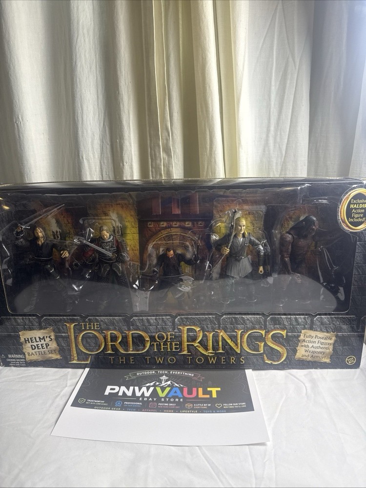 Toy Biz Lord of the Rings The Two Towers Helm’s Deep Battle Set NEW Sealed