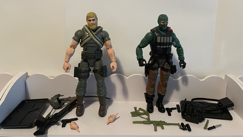 G.I. Joe Classified Series Retro Cardback Craig “Rock ’N Roll” and Beach Head