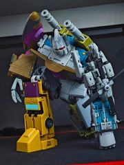 In Hand! New Magic Square Bruticus Combiner MS 51R-55R Set of 5 Action Figure