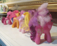 Hasbro My Little Pony Lot of Six (6) Ponies with Molded Tails Brushable Manes
