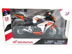 1/6 Scale Die Cast w/Plastic Honda CBR 1000RR 2010 – MINT IN BOX