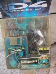 Independence Day ‘ID4’ Alien Science Officers Action Figure 1996