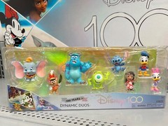 D100 Disney 100 Years of Disney CELEBRATION FIGURE PACK 12 PACKS 100 FIGURES LOT