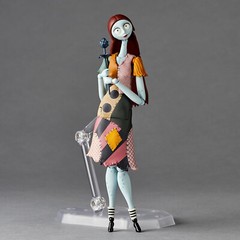 KAIYODO REVOLTECH TIM BURTON’S THE NIGHTMARE BEFORE CHRISTMAS SALLY 175mm