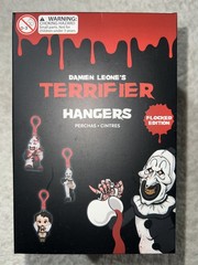 DAMIEN LEONE’S TERRIFIER HANGERS FLOCKED EDITION ART THE CLOWN **NEW OPENED**
