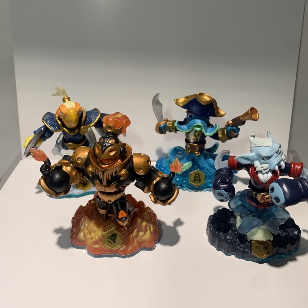 Skylanders SWAP Force Lot Of 4 Swapable Figures