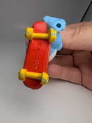 VINTAGE 1980s CARE BEARS COUSIN PVC MINI SWIFT HEART RABBIT ON SKATEBOARD