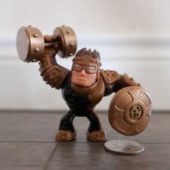 Blip Toys: Ninja Kidz – Mystery Ninja Ball Series 3 – Elemental Iron Fury Figure