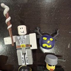 Lot of 8 ROBL0X Fig with MATT DUSEK Series 1 Pumpkin Hat Helmet & Staff NO CODE